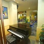 Hotel Mondragon Hotela 3*