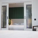 Hotel Mondragon Hotela 3*