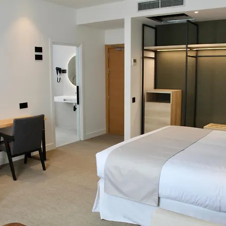 Mondragon Hotela 3*