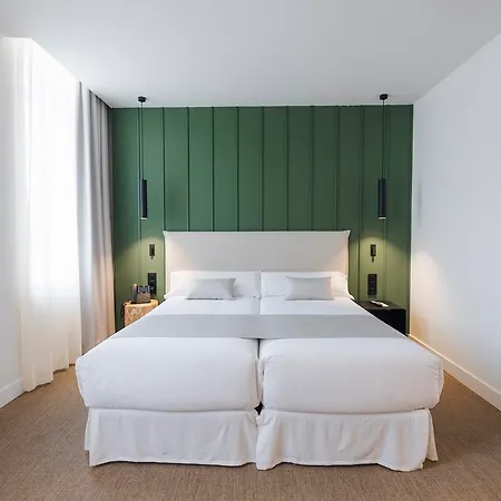 Hotel Mondragon Hotela 3*